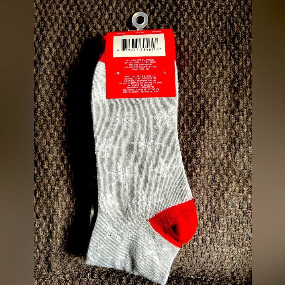 OS Gnome socks. Knee high!